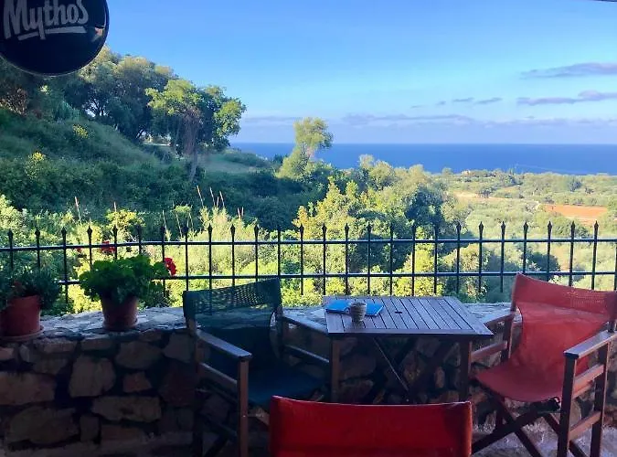 Apartment Sarantos Pool Lakithra