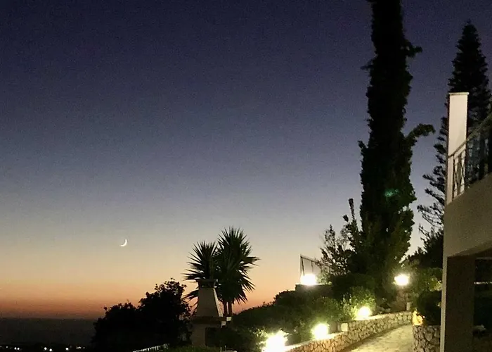 Sarantos Pool Apartment *